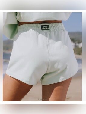 Daily Drills Fleece Super Shorts in Surf XS/S
